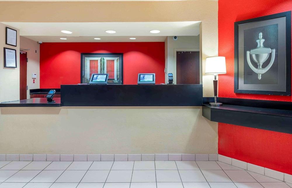 Extended Stay America Suites Chicago Schaumburg I90 photo 3