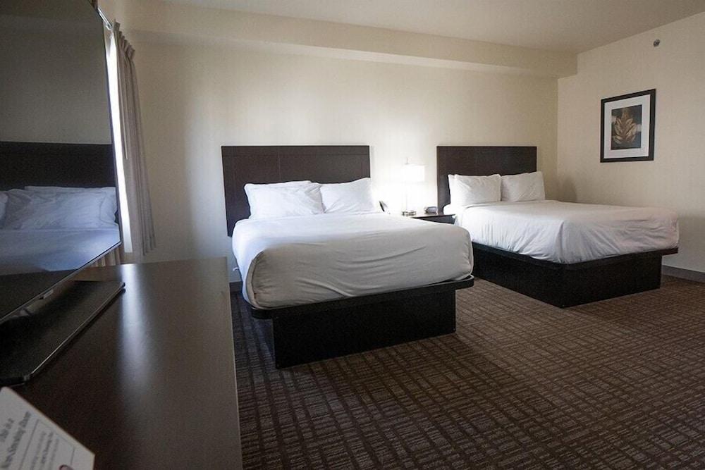 Cobblestone Inn & Suites - Sheldon photo 17