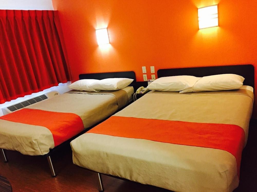 Motel 6 Amarillo, TX - West photo 7