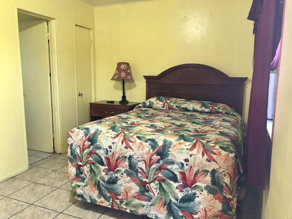 Twilight Motel photo 4