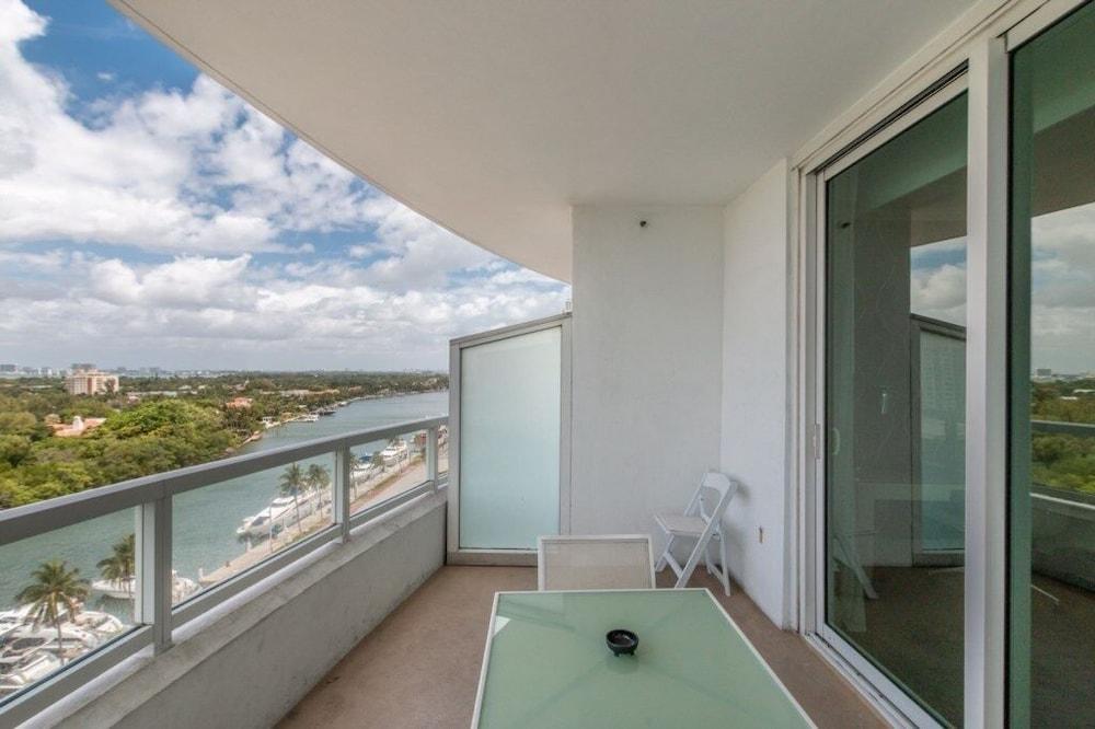 Fonttrebvsjs - Unit 1117 1 Bedroom Condo by RedAwning photo 16