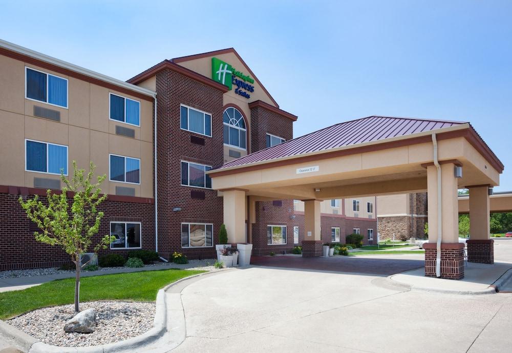 Holiday Inn Express & Suites Aberdeen by IHG photo 53