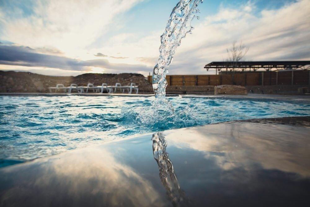 Desert Reef Hot Springs photo 33