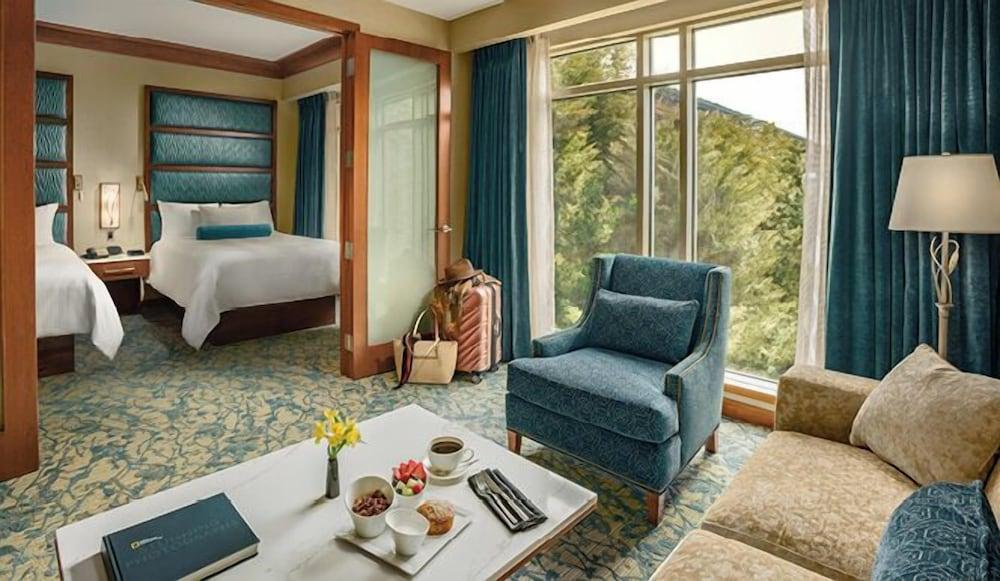 The Lodge at Turning Stone Resort Casino photo 9