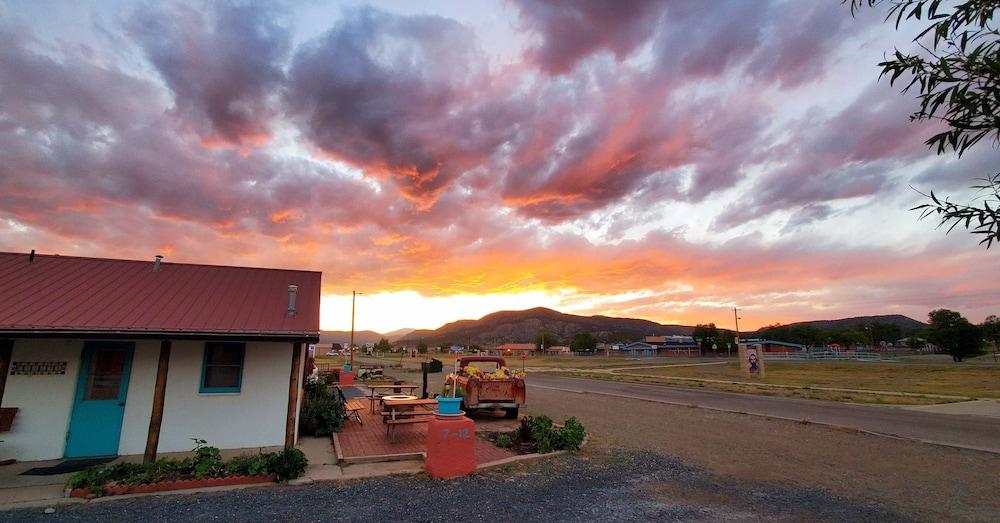 Hikers Cimarron Inn & RV Park LLC photo 57