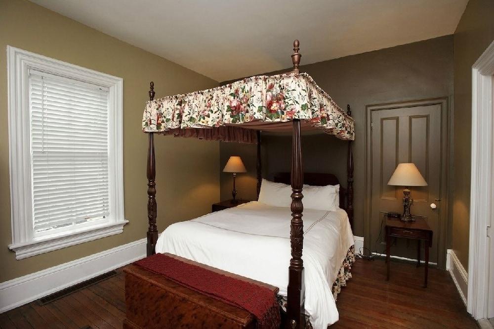 The Mansion Inn photo 6