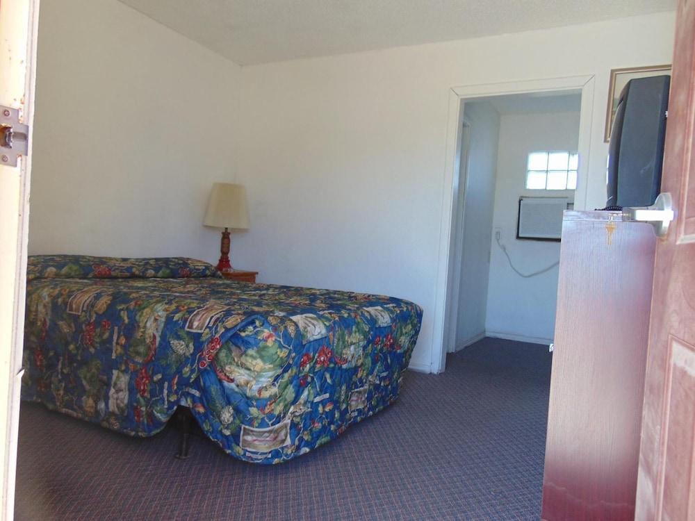 Heritage Budget Inn Hwy 84 photo 14
