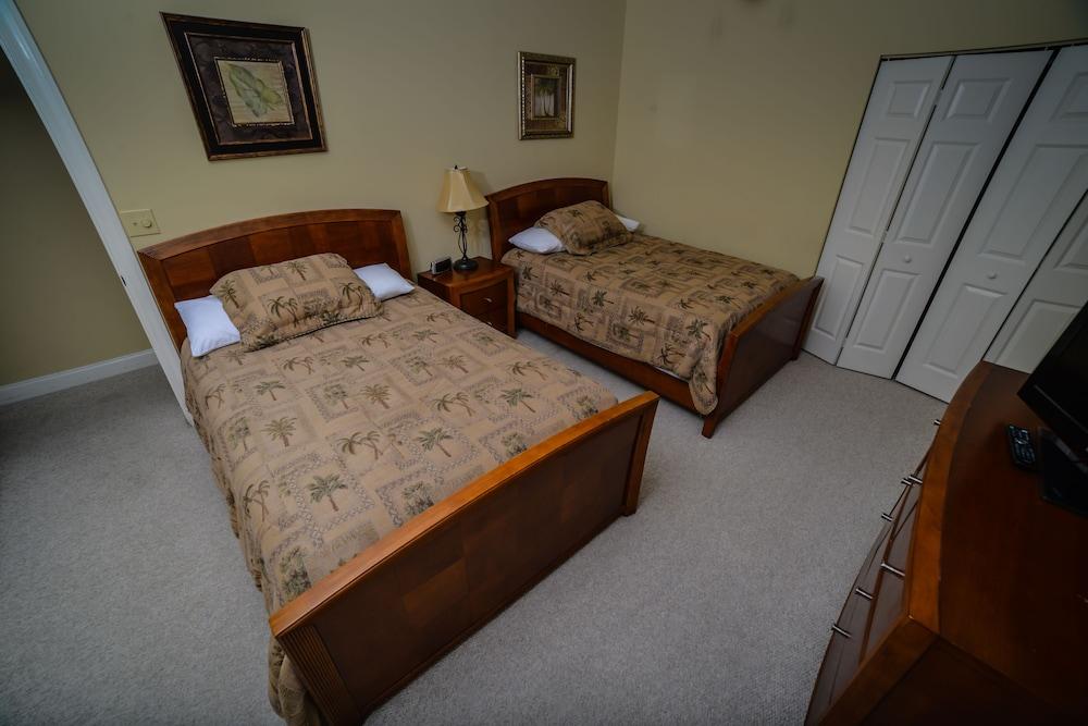 River Oaks Resort photo 94