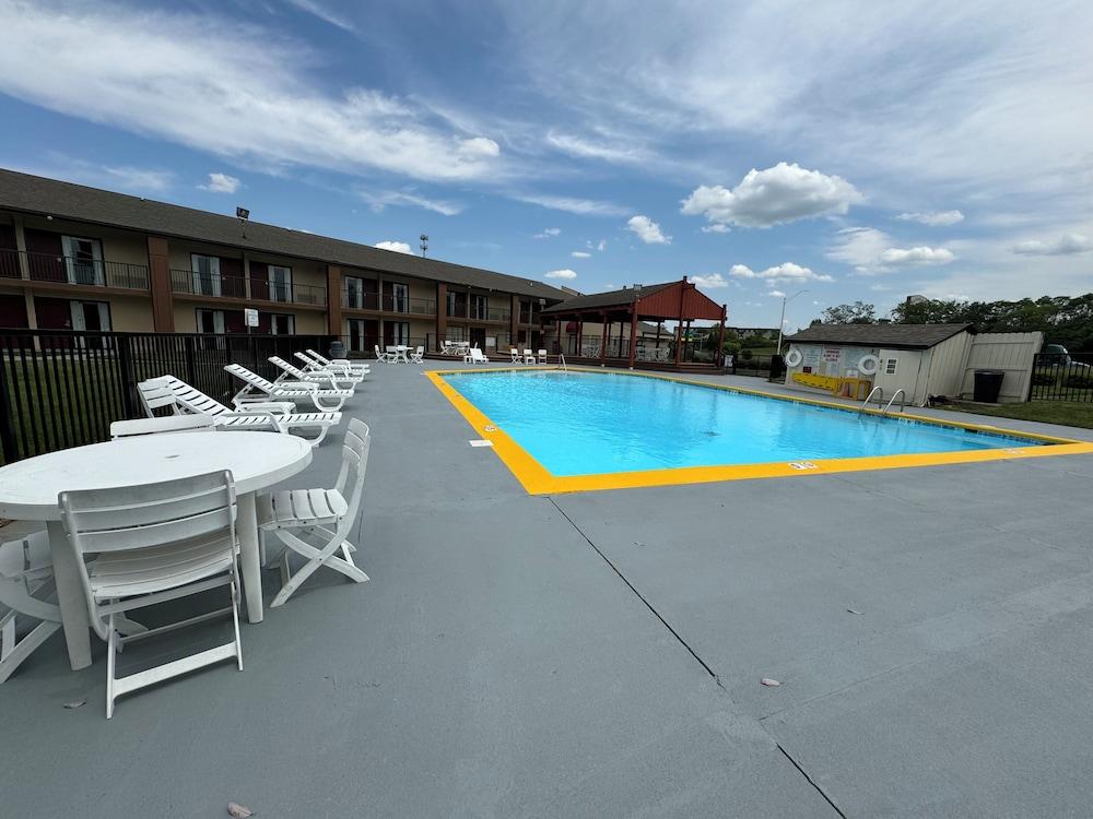 Quality Inn Mason Near Kings Island photo 4