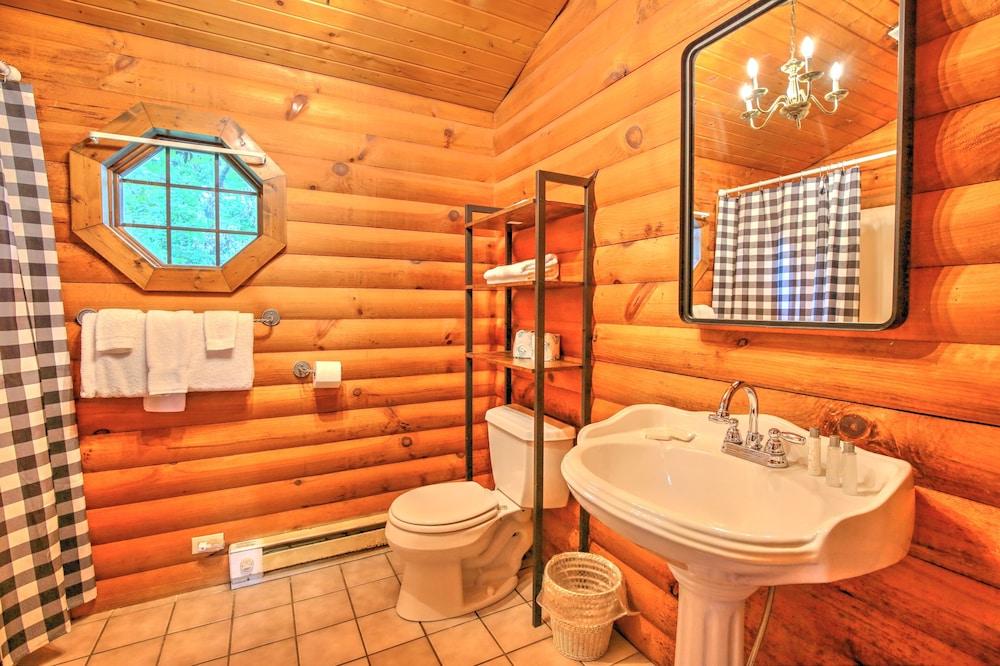 Cricket Hill Lodge & Cabins photo 15