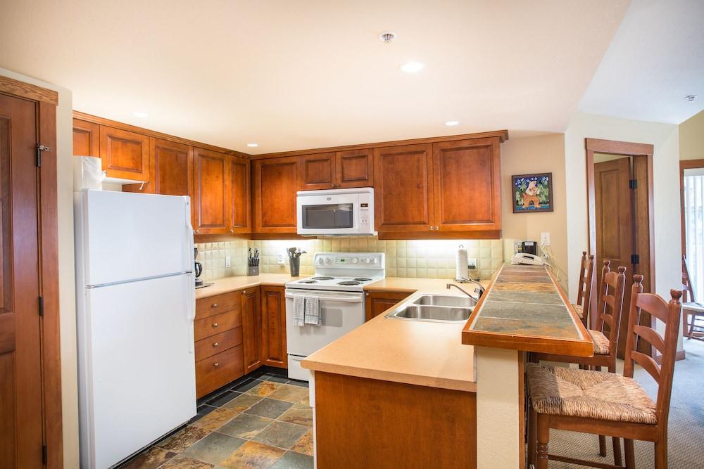 Solitude Condominiums photo 39