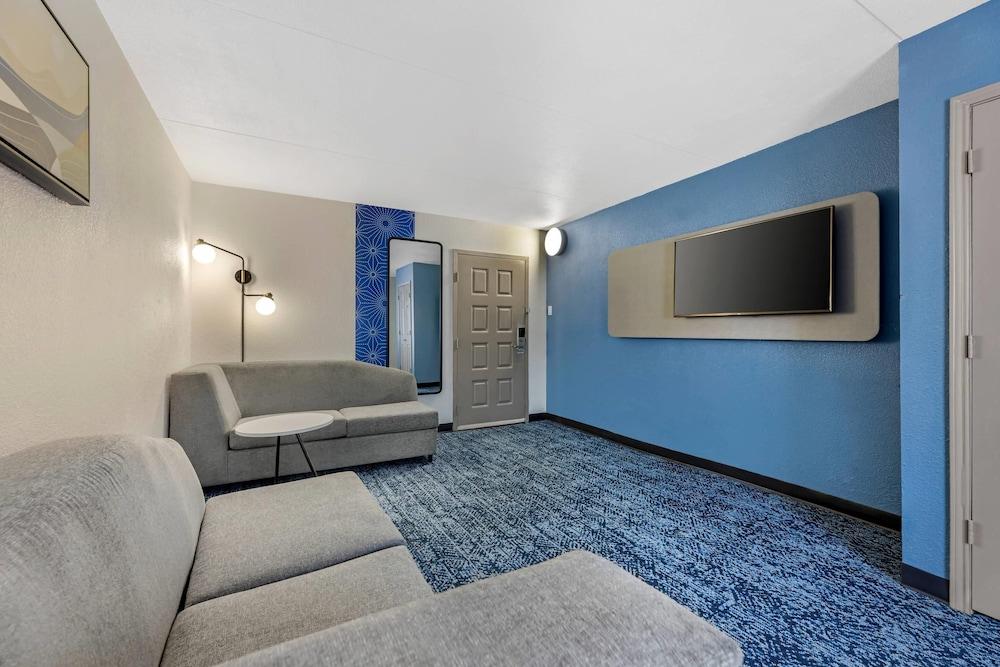 Sleep Inn & Suites Merrillville photo 18