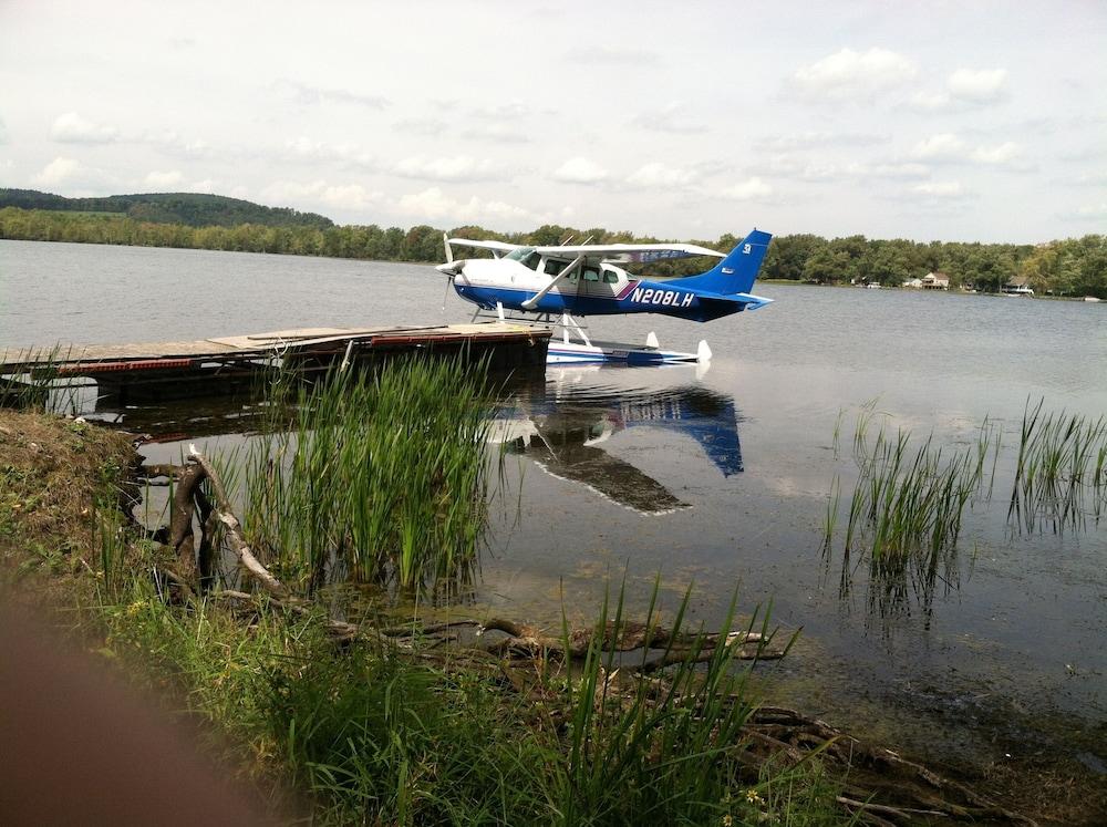 Lake House photo 27