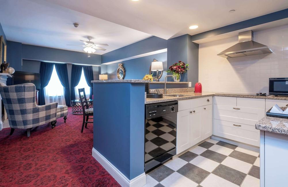 The Kendall Hotel at the Engine 7 Firehouse photo 35