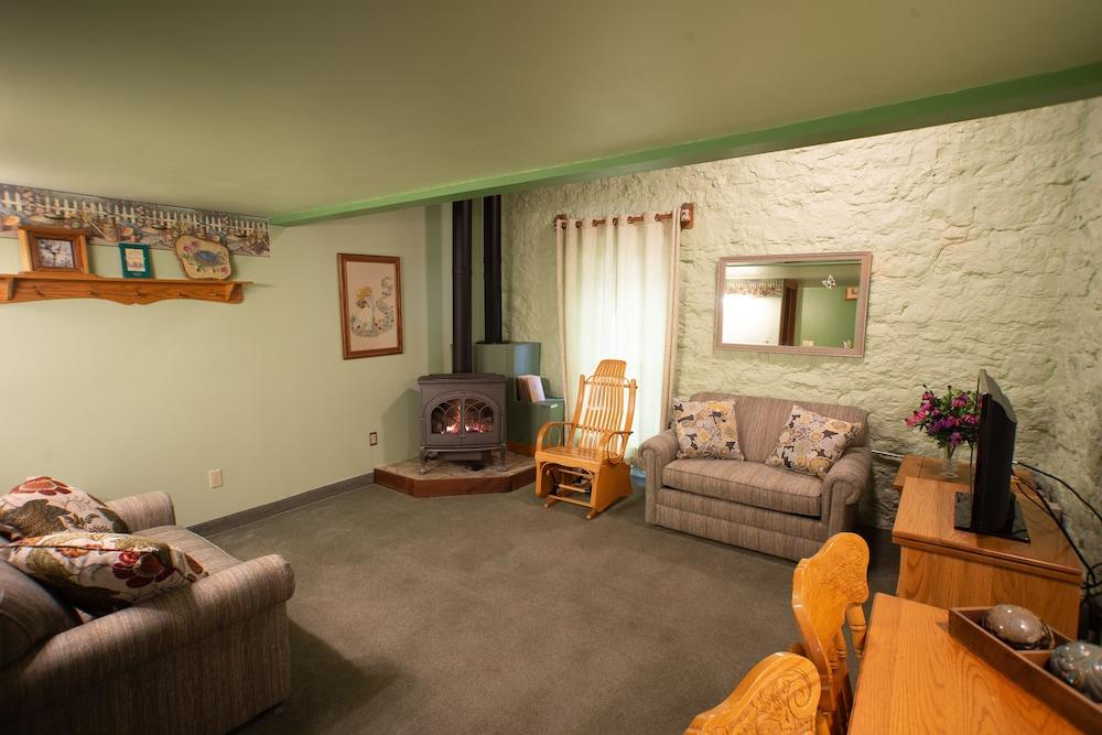 Stone Mill Hotel & Suites photo 84