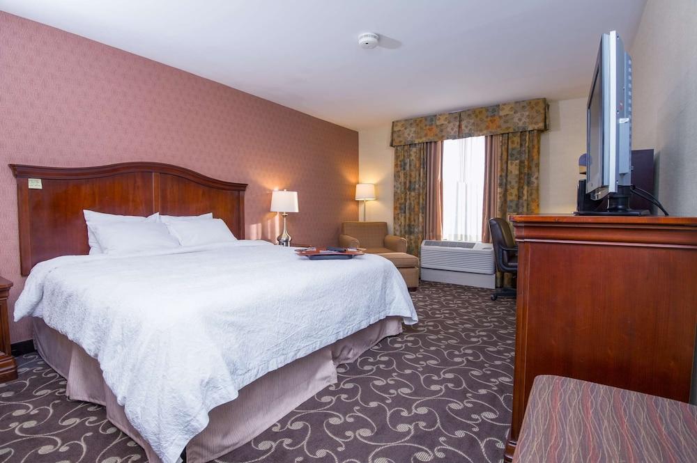 Hampton Inn Brattleboro photo 3