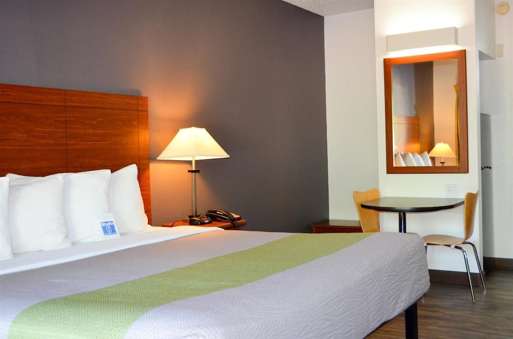 Studio Suites Extended Stay Chattanooga TN photo 11