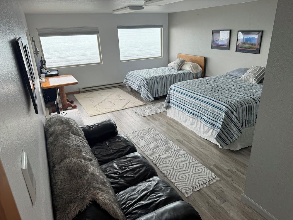 King Halibut Lodge photo 9
