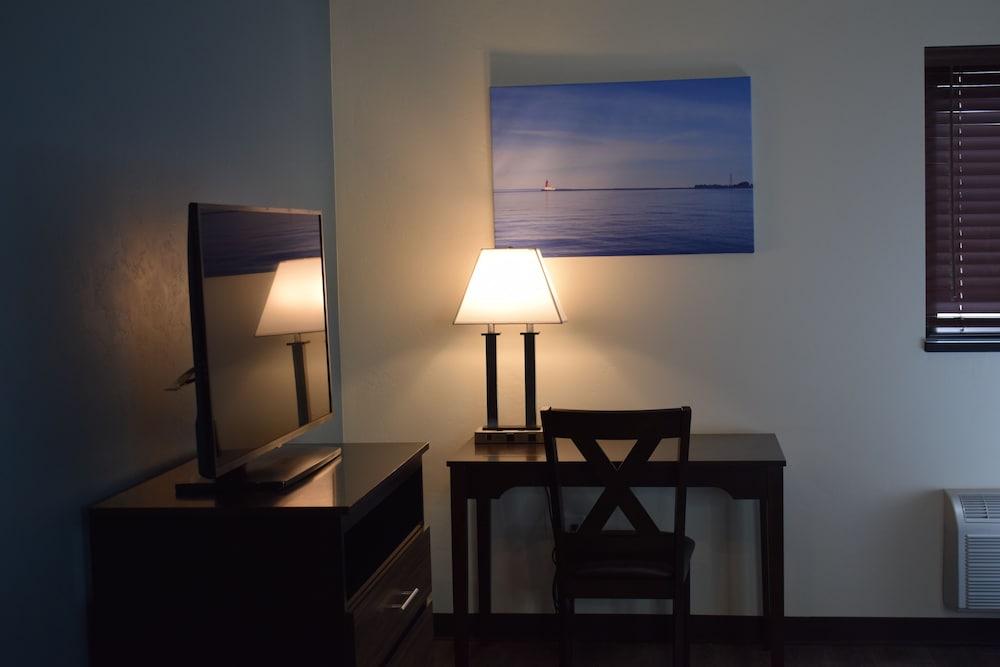 Menominee River Extended Stay Hotel photo 9