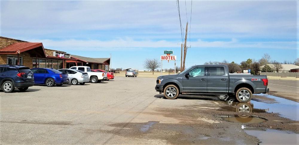 Duffer Motel photo 52