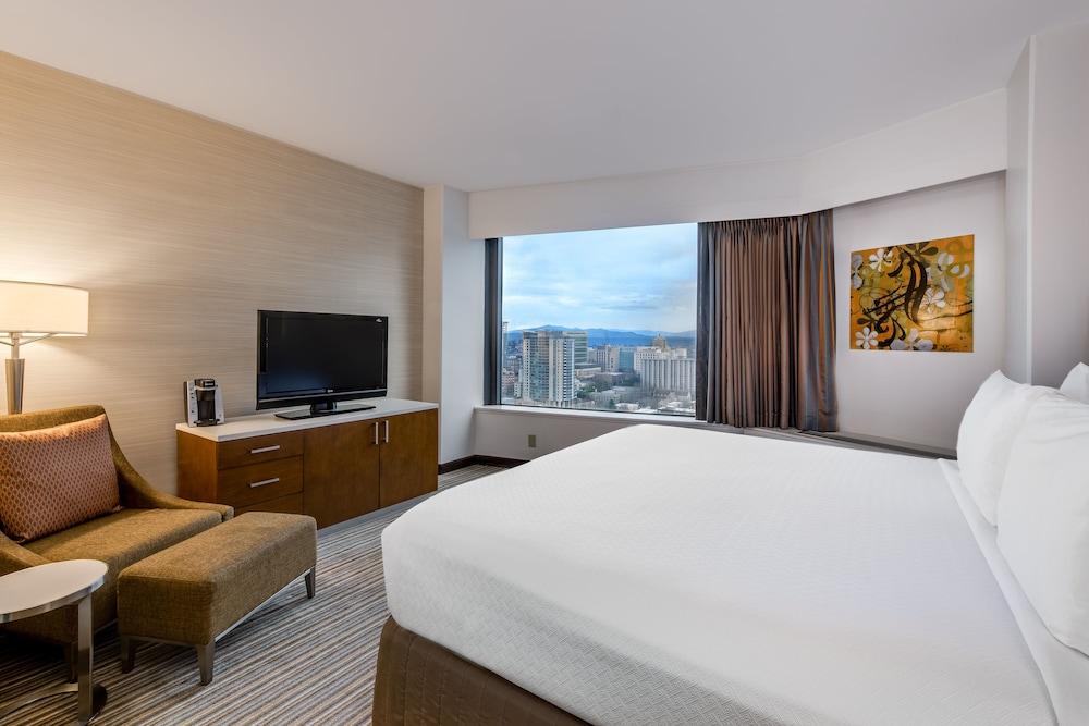 Crowne Plaza Seattle - Downtown by IHG photo 3