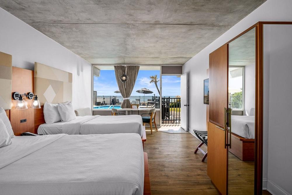 The Beverley Beach House photo 61