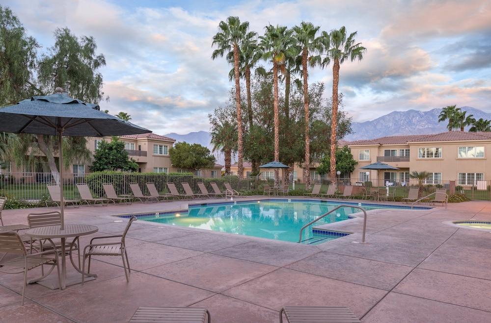 Worldmark Cathedral City photo 21