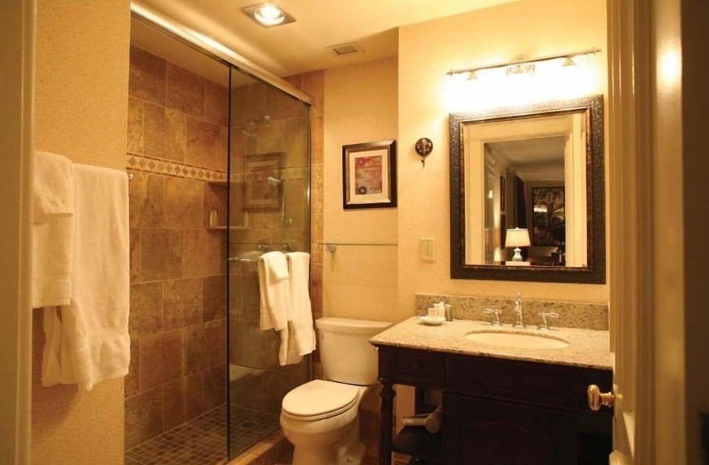 The Martha Washington Inn And Spa photo 39