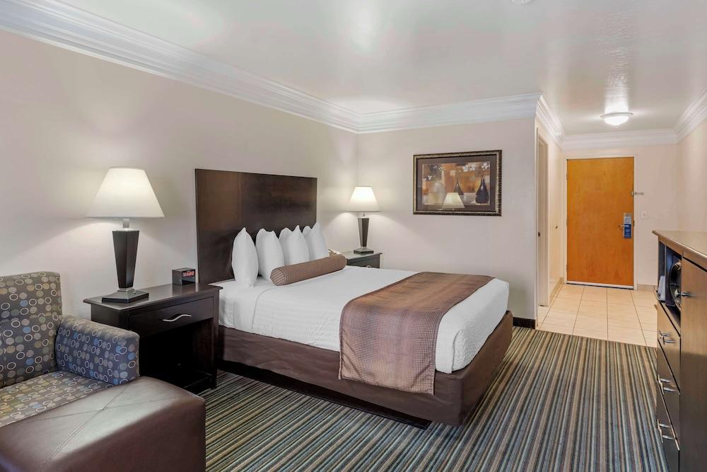 Best Western Liberty Inn photo 6