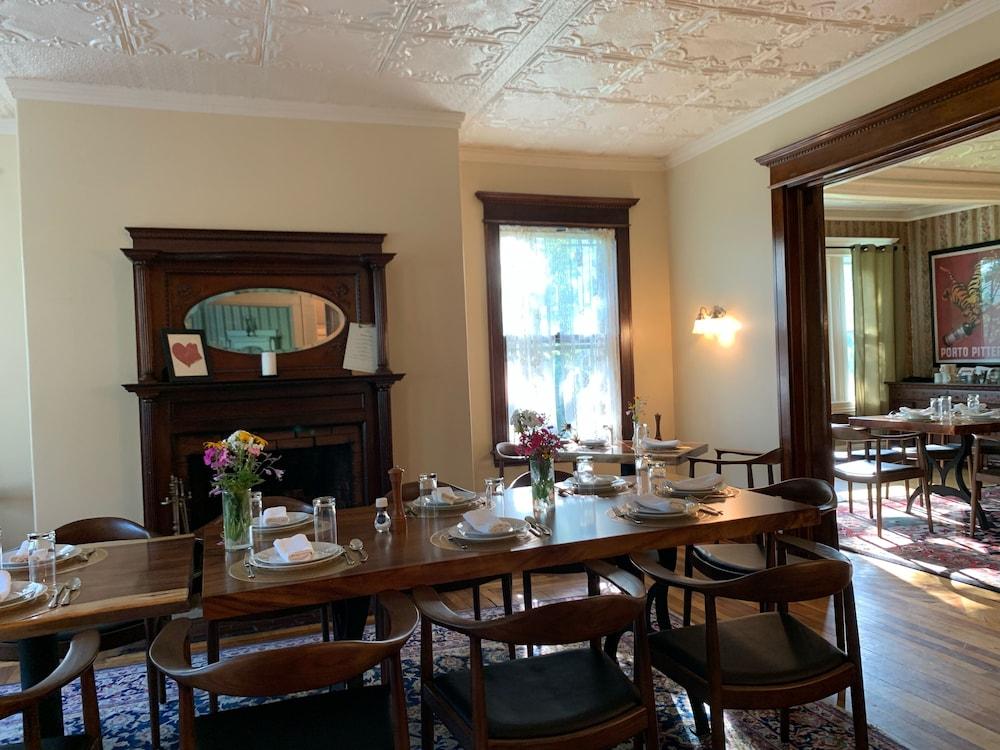 Hillholm Estate photo 23
