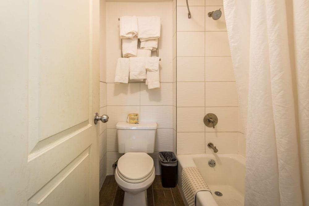 SOMA Park Inn – Civic Center photo 33
