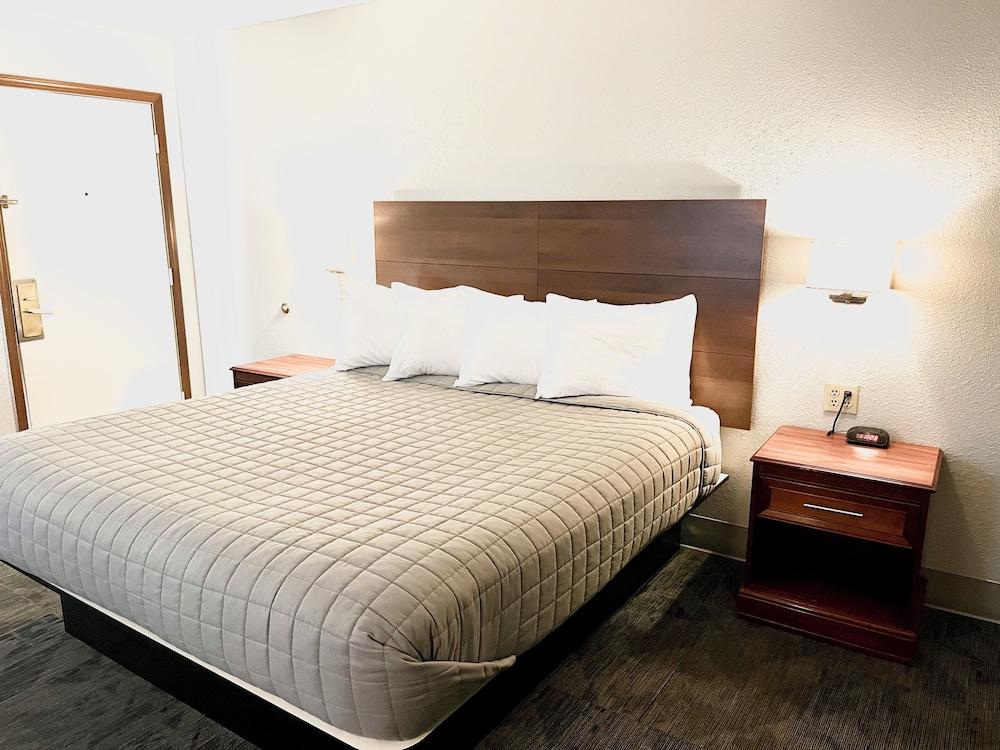 Lincoln Hotel photo 48