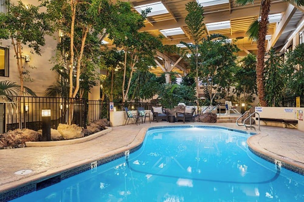 FairBridge Hotel by Concord Plaza photo 22