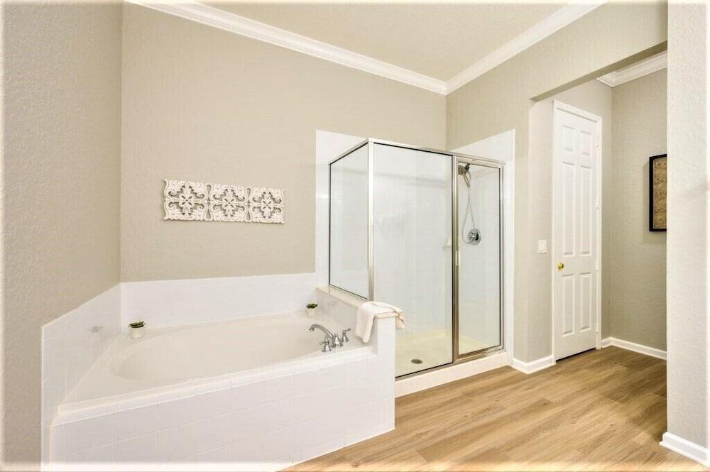 Vista Cay Resort by Millenium at Universal Blvd photo 44