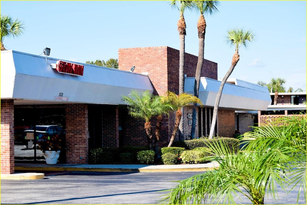 Stay Inn and Suites photo 47