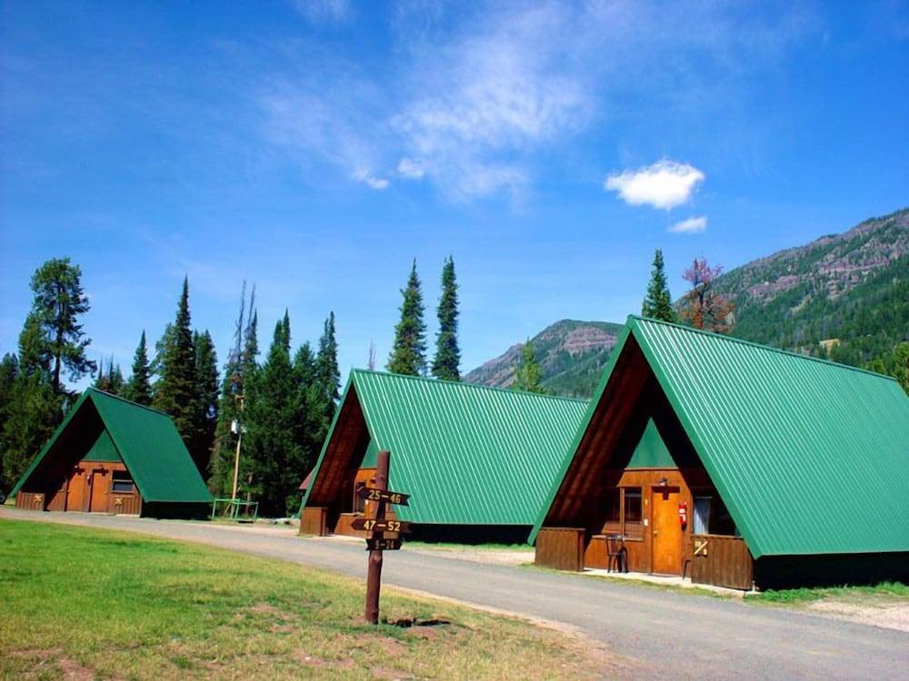 Pahaska Tepee Resort photo 1