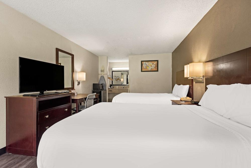 Americas Best Value Inn Laurel photo 10