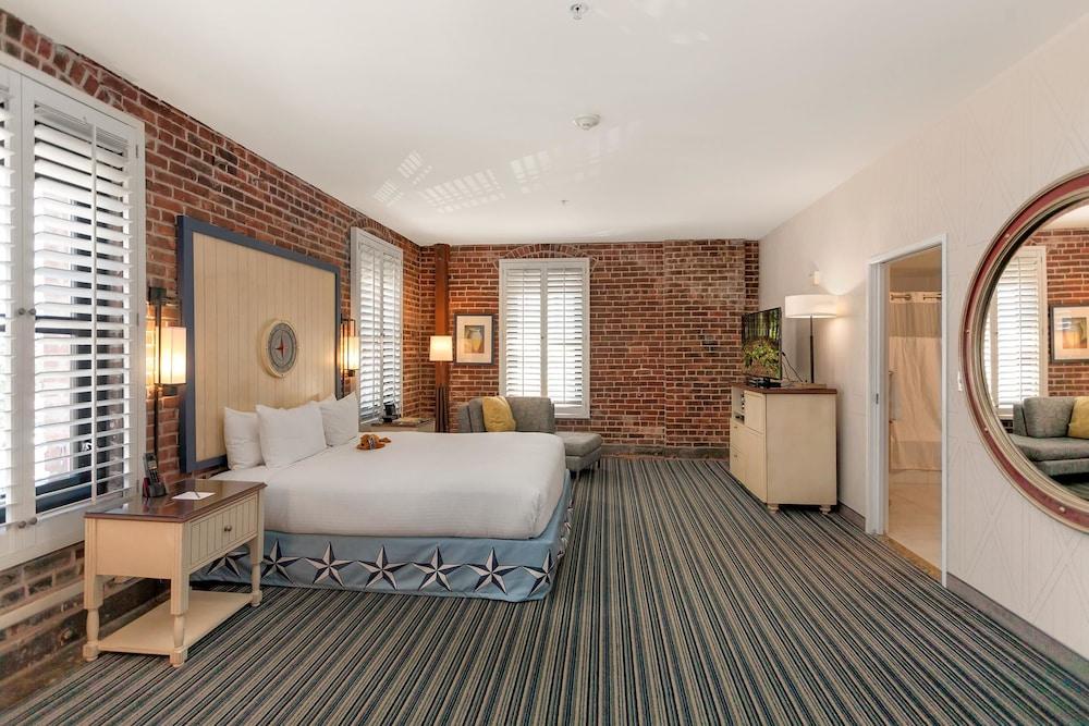 Argonaut Hotel photo 32
