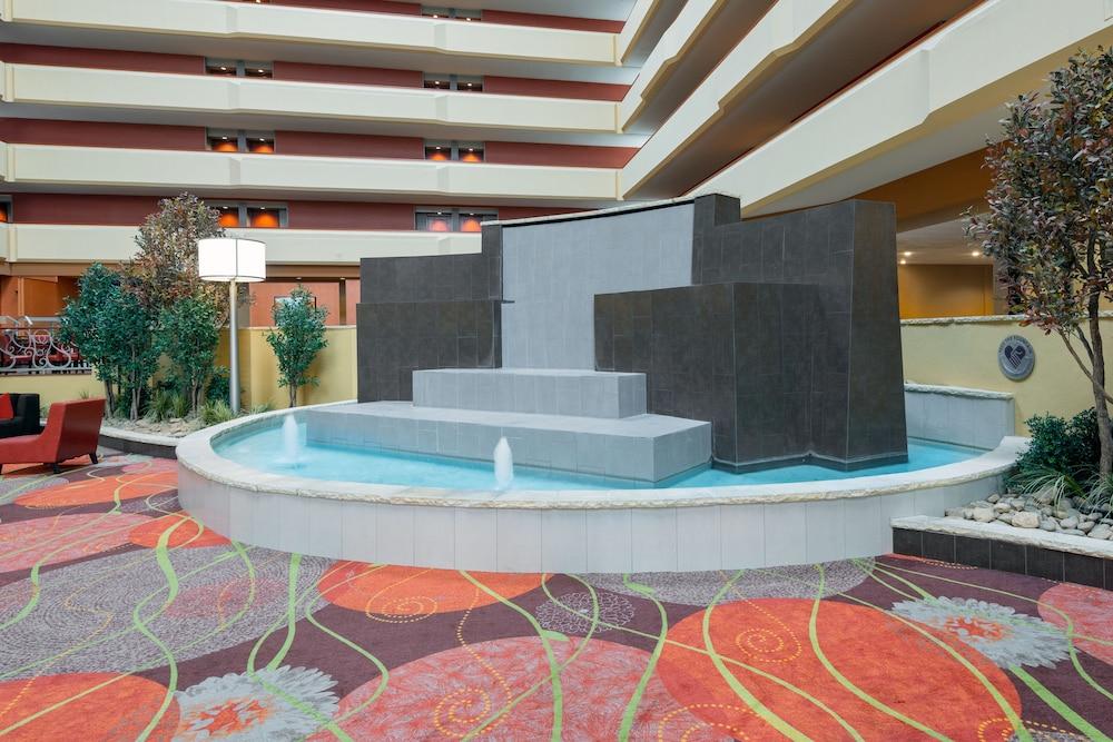 University Plaza Hotel and Convention Center Springfield photo 7