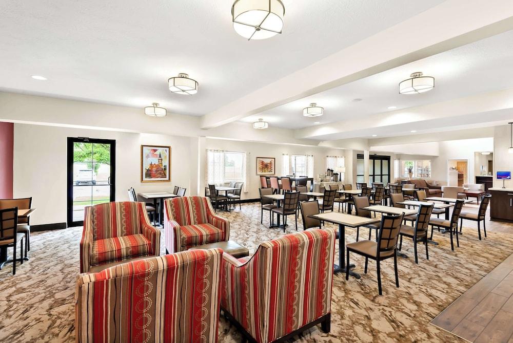Best Western Palmyra Inn & Suites photo 33