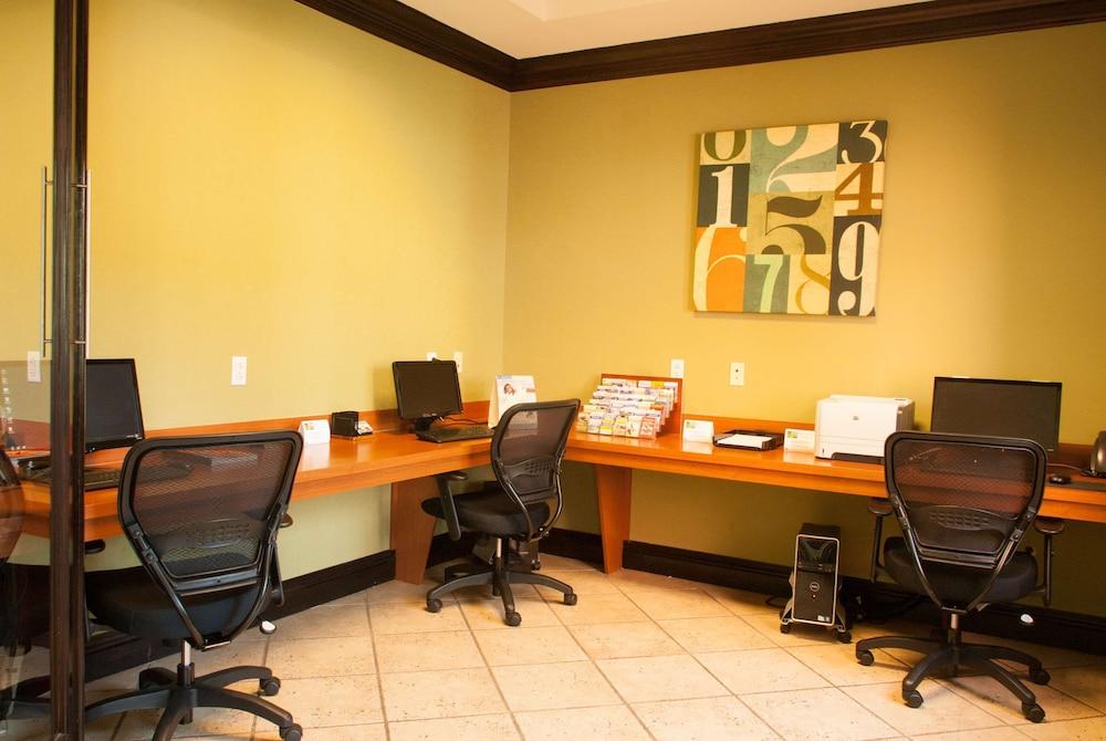 Best Western Plus Miami-Doral/Dolphin Mall photo 13