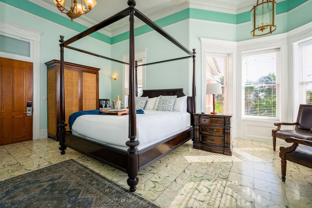 Southernmost House photo 97