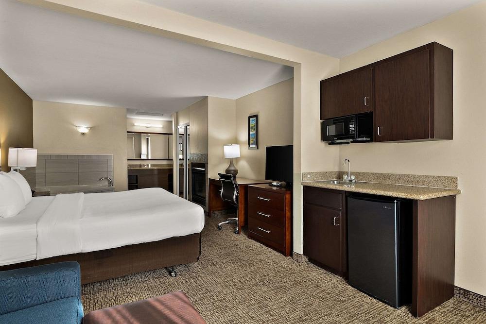 Comfort Inn & Suites Sequoia/Kings Canyon photo 40