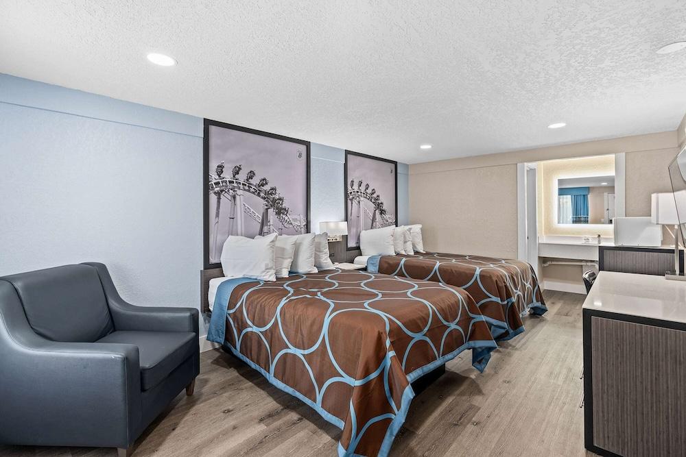 Super 8 by Wyndham Kissimmee/Orlando photo 12