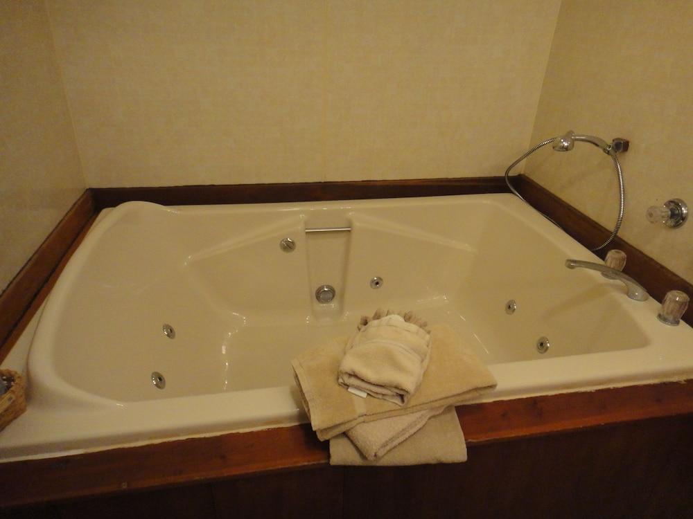 Brackenridge Lodge photo 10