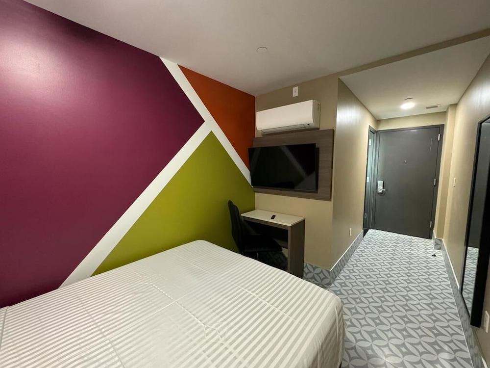 Moon Hotel Brooklyn photo 9