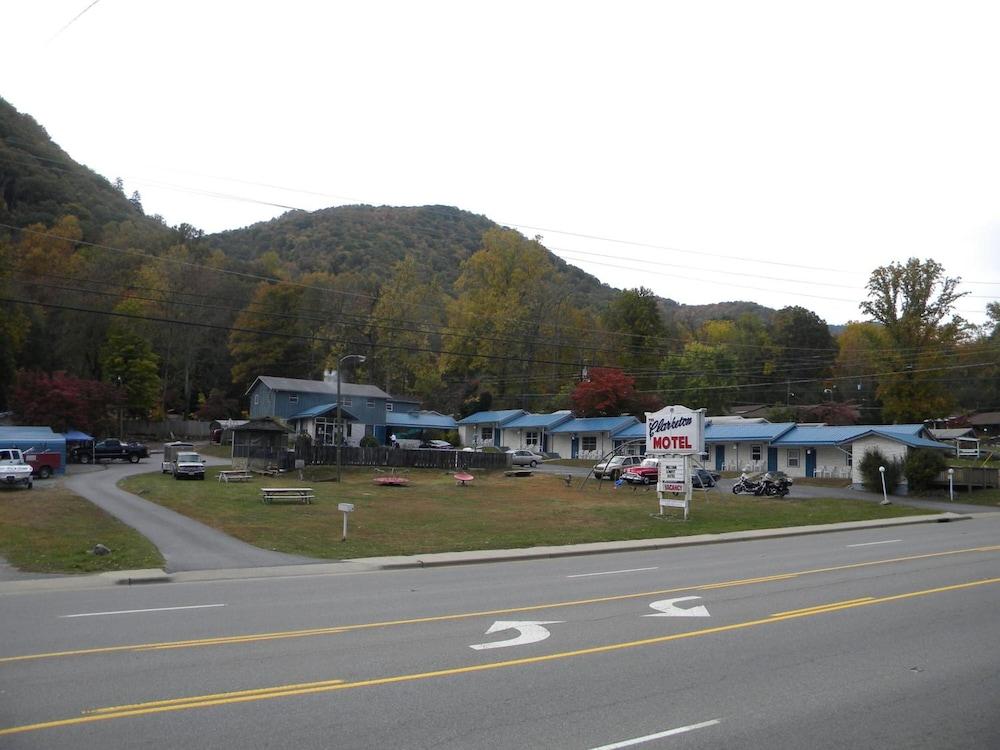 Clarketon Motel photo 9