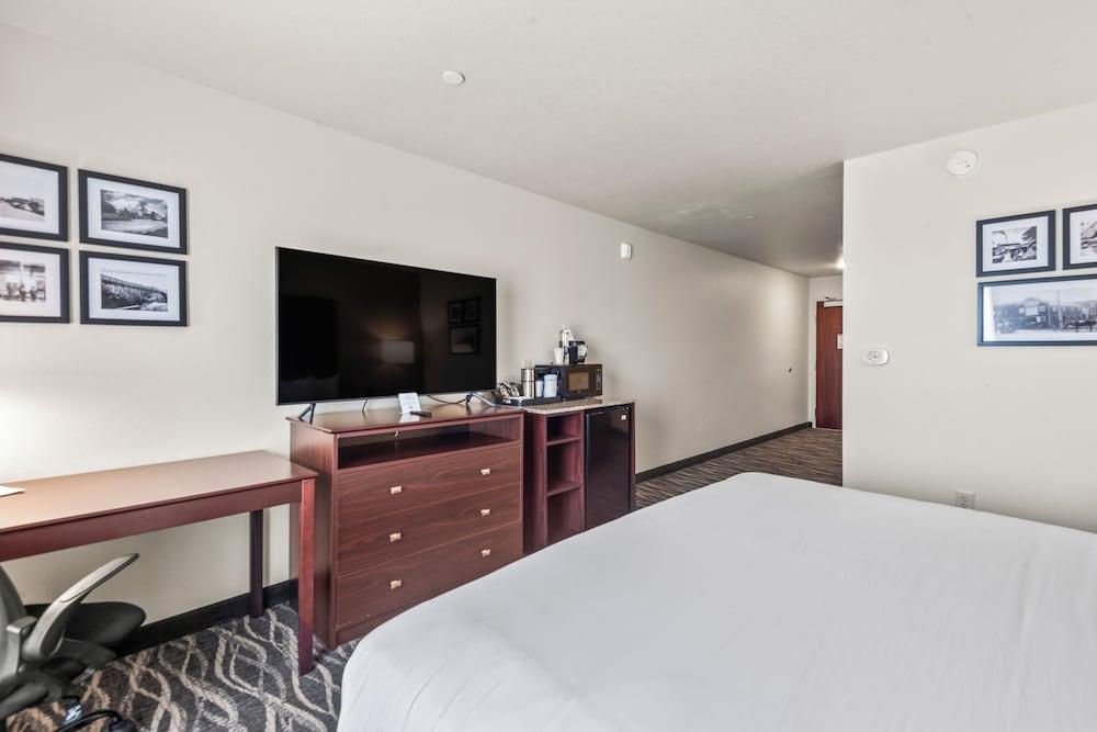 Cobblestone Hotel & Suites - Foley photo 19