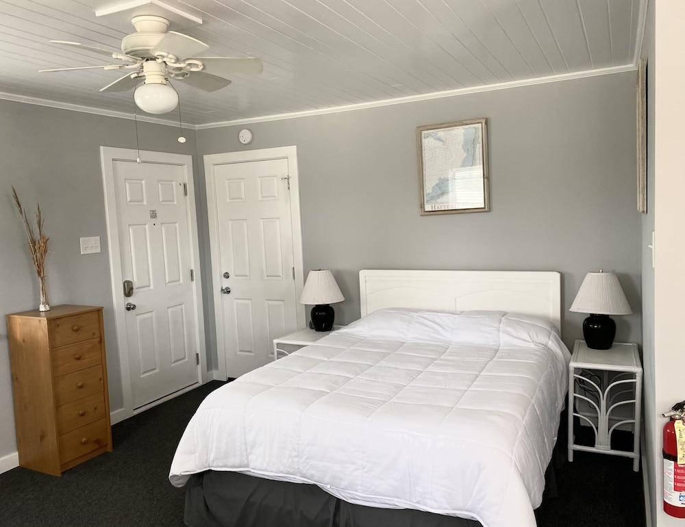Tower Circle Motel photo 23