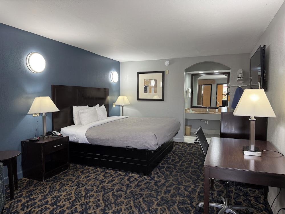 Quality Inn Indianola photo 41